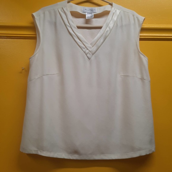 Vtg 90's Ann French custom Ivory 3 piece lined skirt, top and suit blazer - Picture 4 of 8